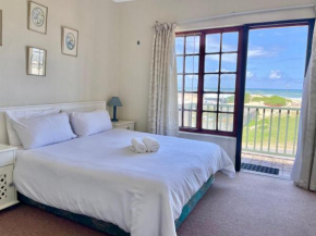 25 Settler Sands Beachfront Accommodation Sea View
